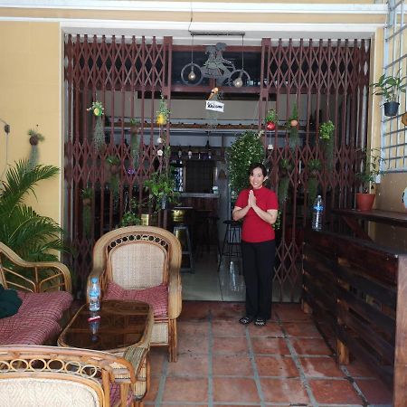 Peri Evi Hostel Phnom Penh Bassac Lane Buitenkant foto
